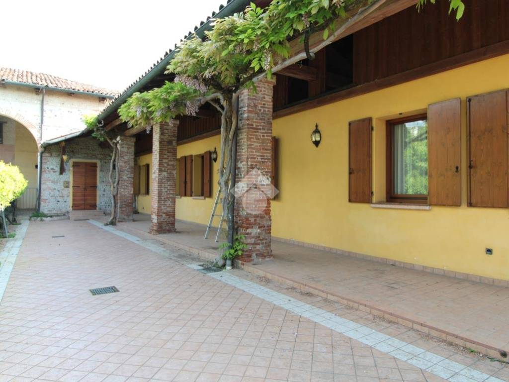 appartamento in vendita a Dueville in zona Passo di Riva