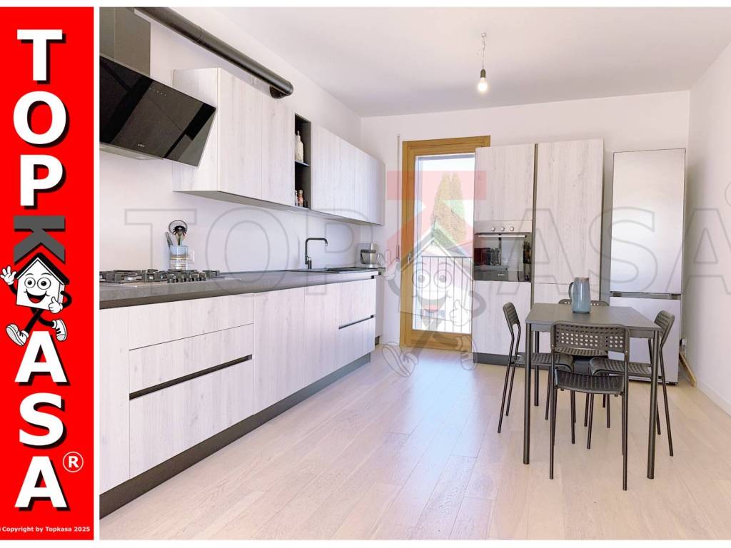 appartamento in vendita a Dueville in zona Povolaro