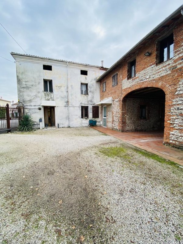 casa indipendente in vendita a Dueville