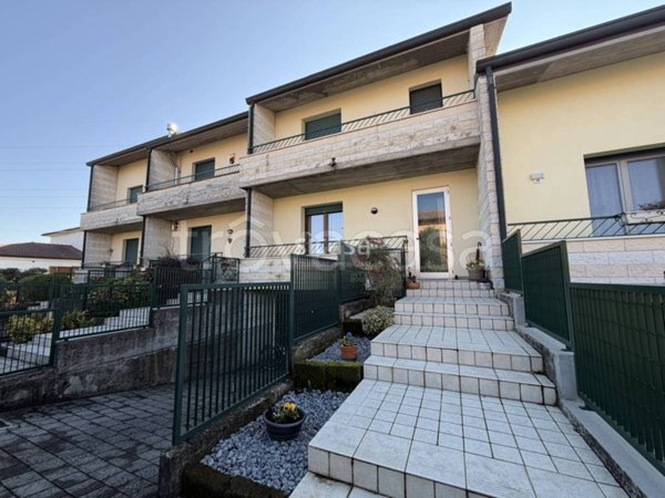 casa indipendente in vendita a Dueville