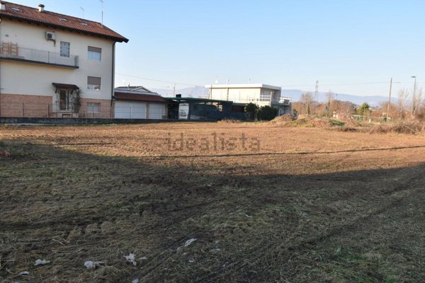 terreno edificabile in vendita a Dueville