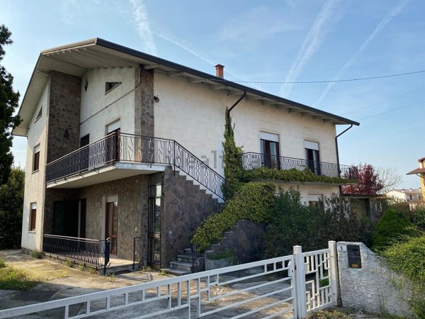 casa indipendente in vendita a Dueville