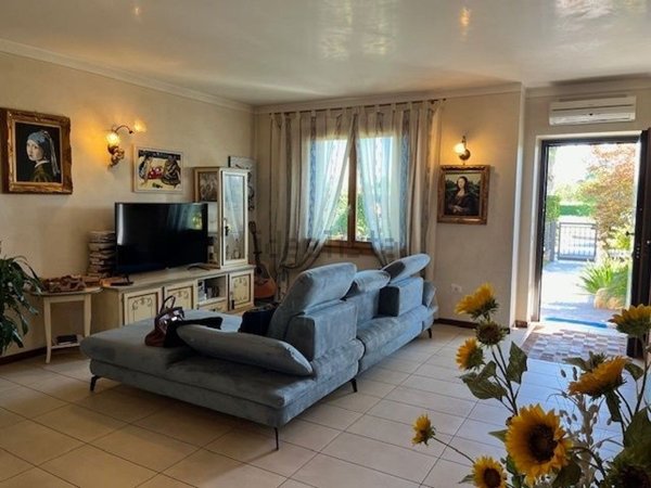 casa indipendente in vendita a Dueville