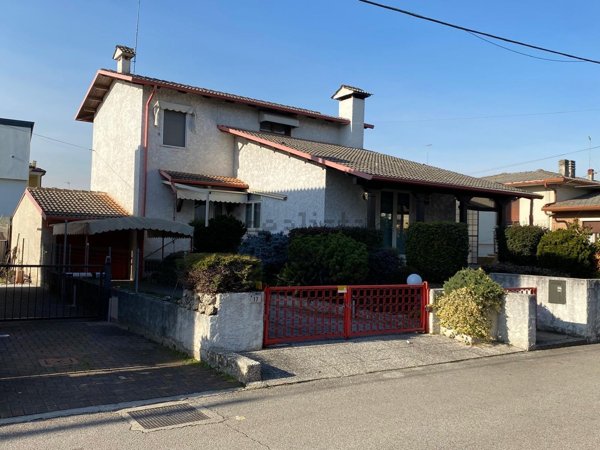 casa indipendente in vendita a Dueville