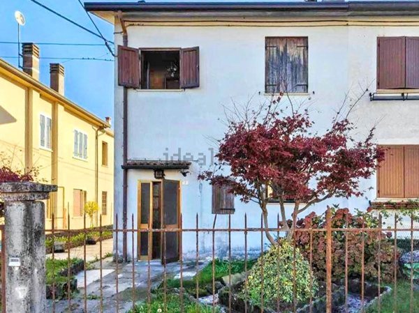 casa indipendente in vendita a Dueville in zona Vivaro