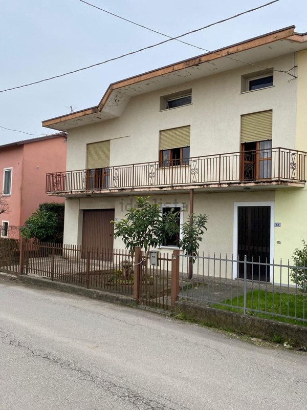 casa indipendente in vendita a Dueville