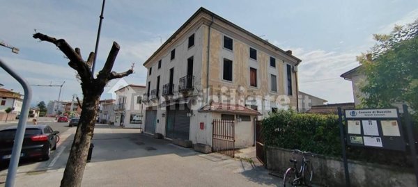 casa semindipendente in vendita a Dueville in zona Povolaro
