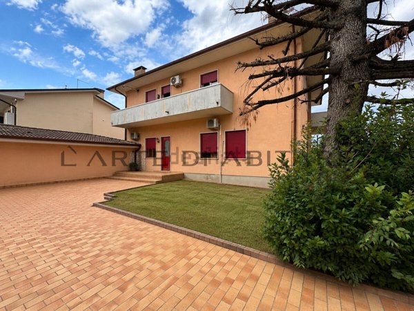 appartamento in vendita a Dueville