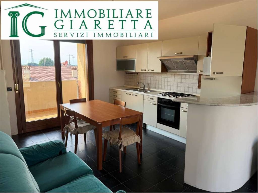 appartamento in vendita a Dueville in zona Passo di Riva