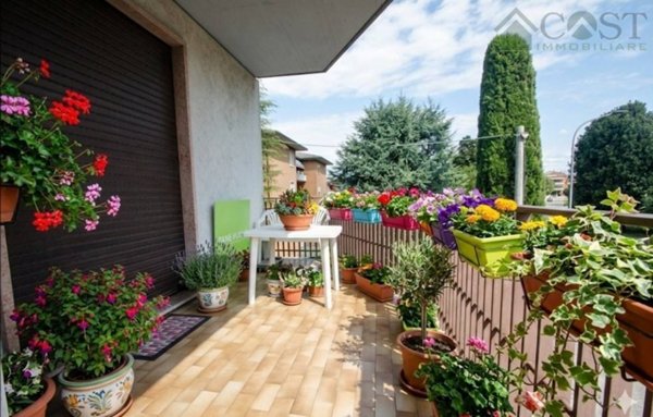 appartamento in vendita a Dueville in zona Povolaro