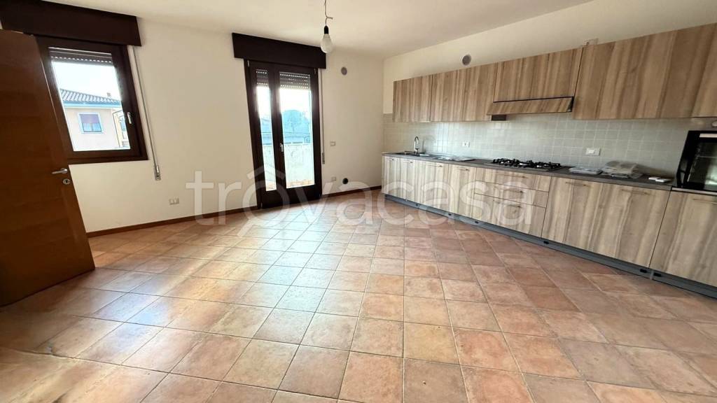 appartamento in vendita a Dueville in zona Passo di Riva