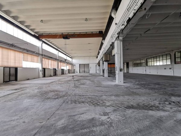 locale commerciale in vendita a Dueville