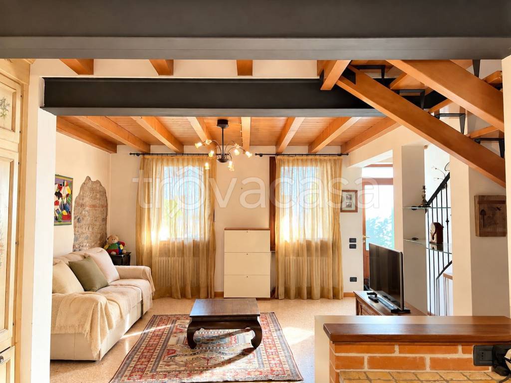 casa indipendente in vendita a Dueville