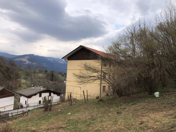 terreno edificabile in vendita ad Enego in zona Enego 2000