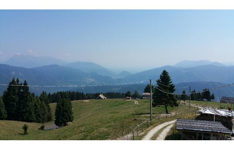 terreno edificabile in vendita ad Enego