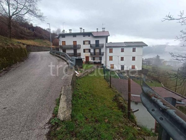 appartamento in vendita ad Enego in zona Fosse