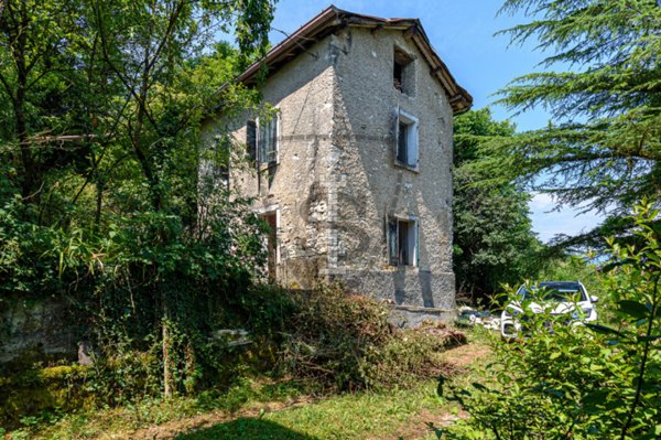 casa indipendente in vendita ad Enego in zona Fosse