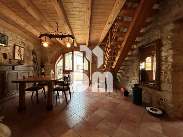 casa indipendente in vendita ad Enego in zona Stoner