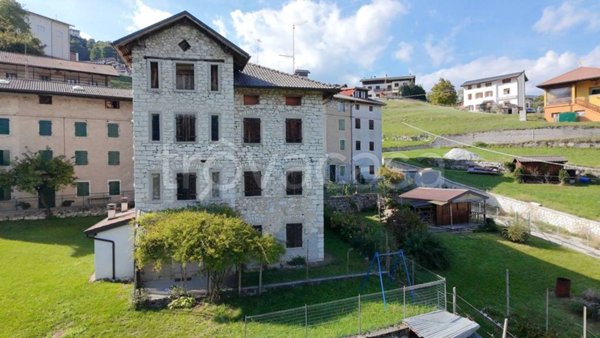 casa indipendente in vendita ad Enego in zona Fosse
