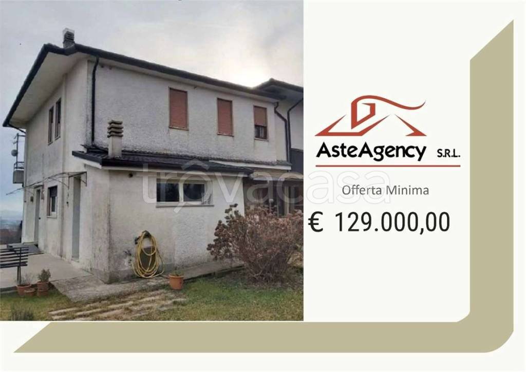 casa indipendente in vendita a Fara Vicentino