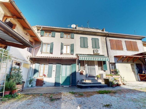 casa indipendente in vendita a Fara Vicentino