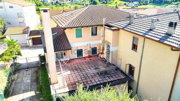 appartamento in vendita a Fara Vicentino