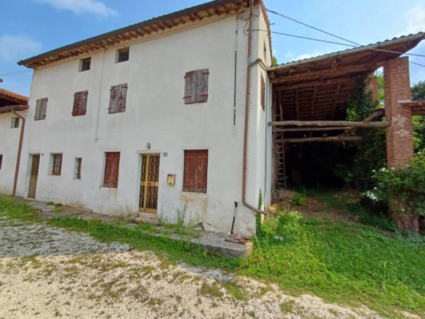 casa indipendente in vendita a Fara Vicentino