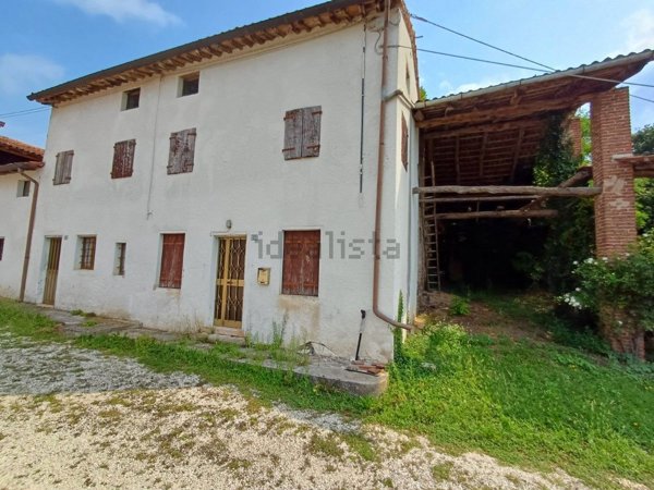 quadrivano in vendita a Fara Vicentino