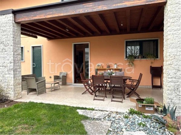 casa indipendente in vendita a Fara Vicentino