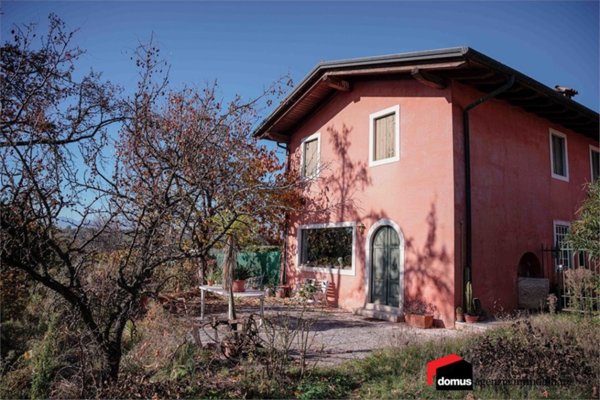 casa indipendente in vendita a Fara Vicentino