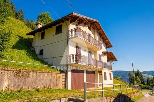 appartamento in vendita a Foza in zona Valcapra