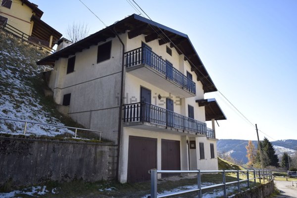 appartamento in vendita a Foza in zona Tessar