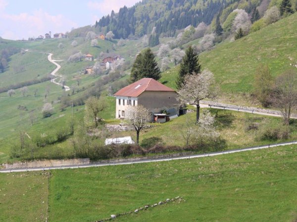 casa indipendente in vendita a Gallio
