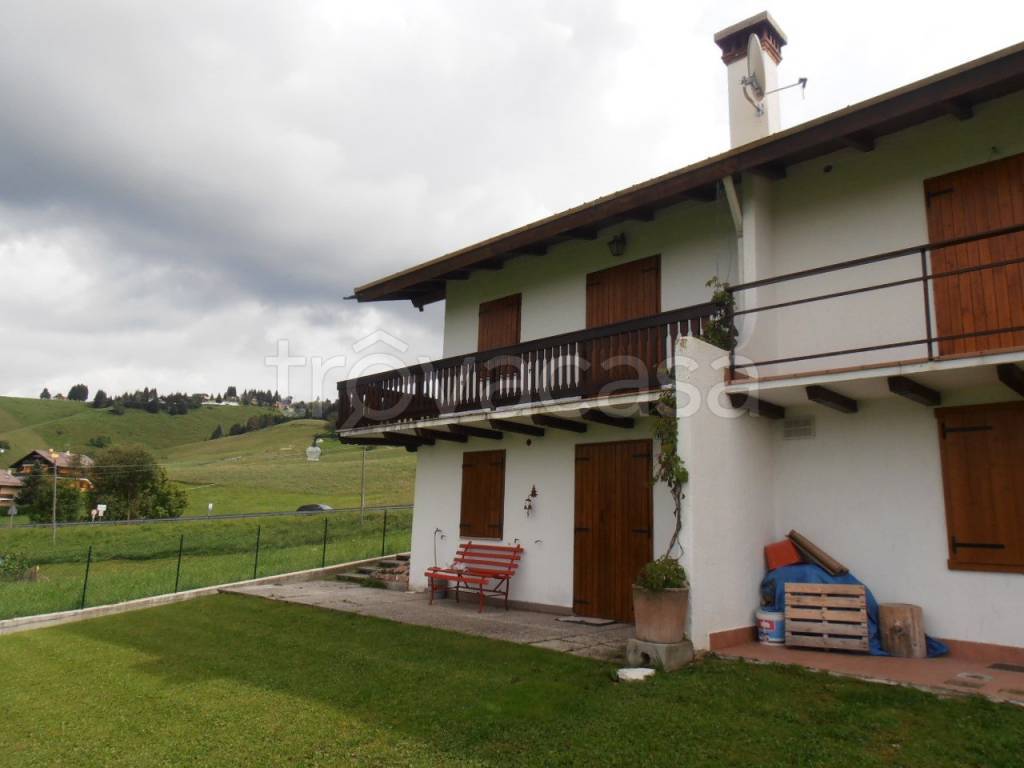 casa indipendente in vendita a Gallio