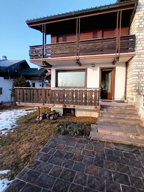 casa indipendente in vendita a Gallio