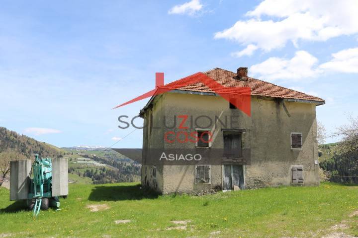 casa indipendente in vendita a Gallio