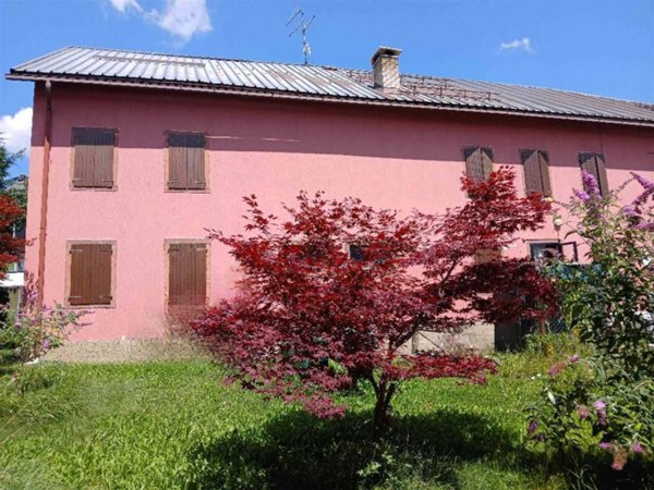 casa indipendente in vendita a Gallio
