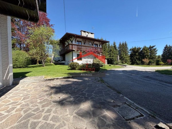 casa indipendente in vendita a Gallio