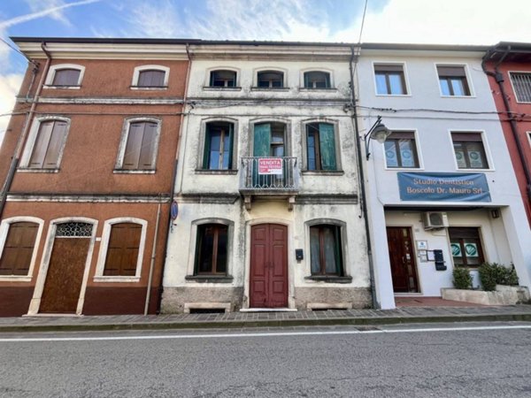 casa indipendente in vendita a Gambellara