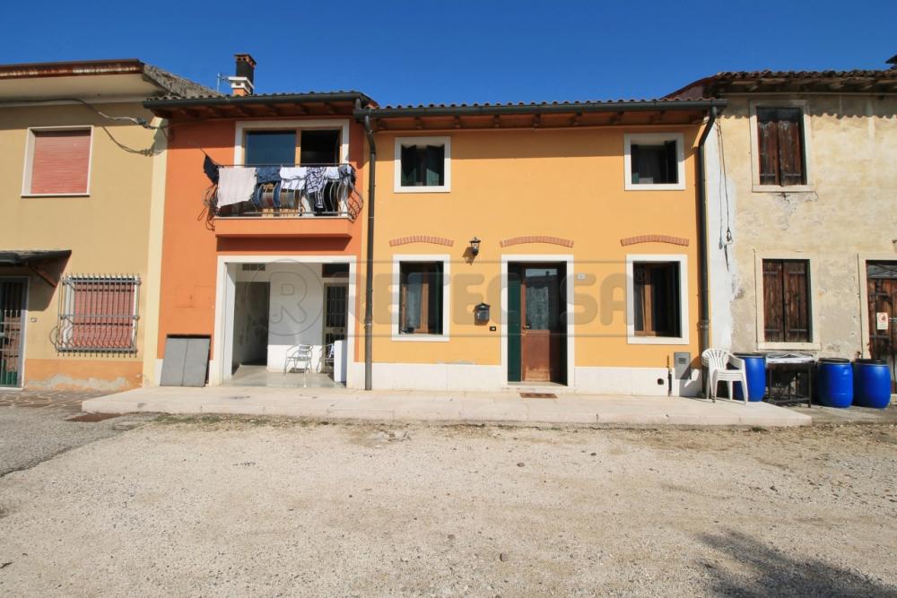 appartamento in vendita a Gambellara