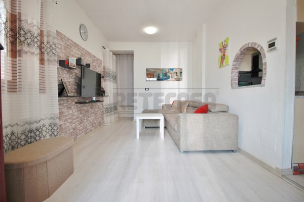 casa indipendente in vendita a Gambellara in zona Sarmazza