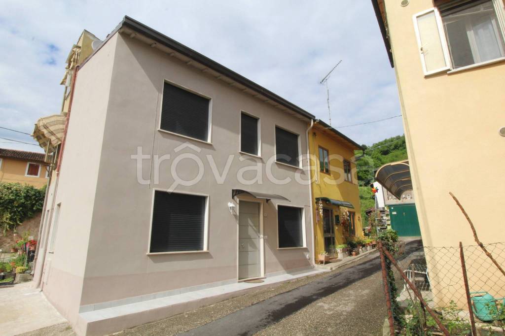 appartamento in vendita a Gambellara