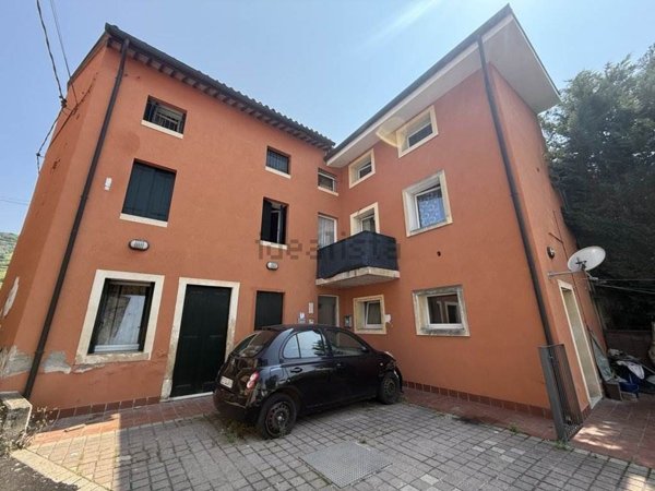 appartamento in vendita a Gambellara