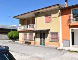 appartamento in vendita a Gambellara in zona Torri di Confine