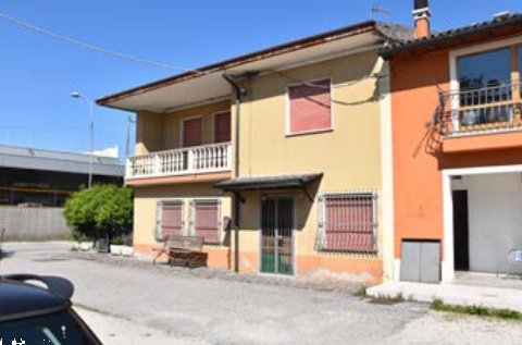 appartamento in vendita a Gambellara