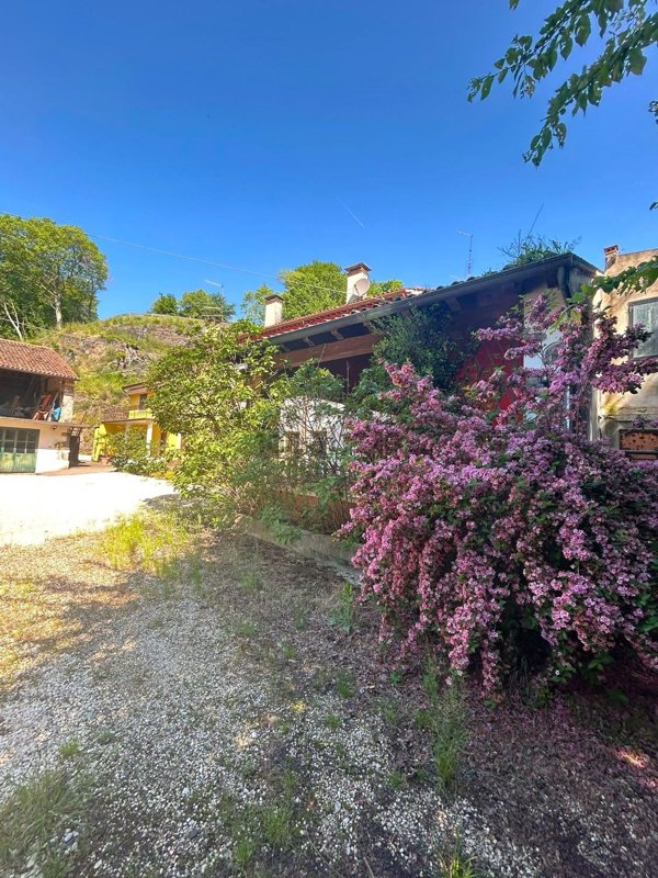 casa indipendente in vendita a Gambellara