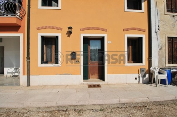 appartamento in vendita a Gambellara