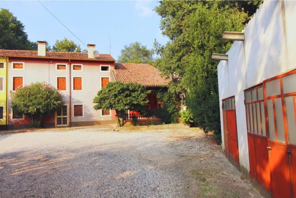 casa indipendente in vendita a Gambellara