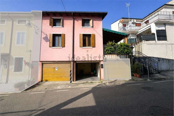 casa indipendente in vendita a Gambellara