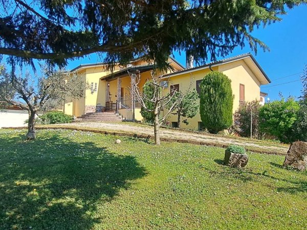 casa indipendente in vendita a Gambellara in zona Sorio